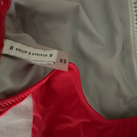 Solid & Striped Anne-Marie one piece - Picture 6 of 6